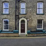 Spacious 6br For Groups Near Station Lejlighed *