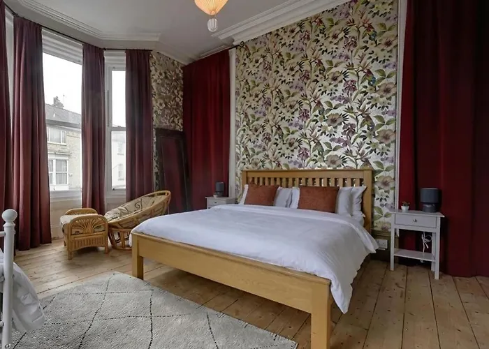 Spacious 6br For Groups Near Station Apartment Scarborough