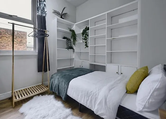 Spacious 6br For Groups Near Station *