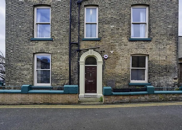 Spacious 6br For Groups Near Station Apartment *