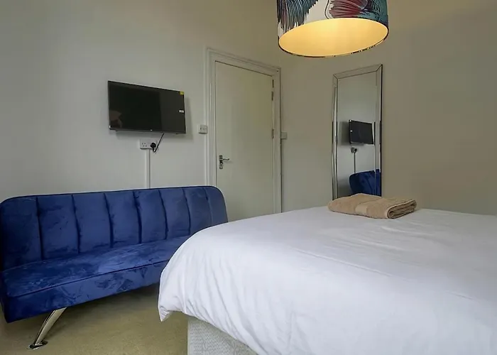 Apartment Spacious 6br For Groups Near Station