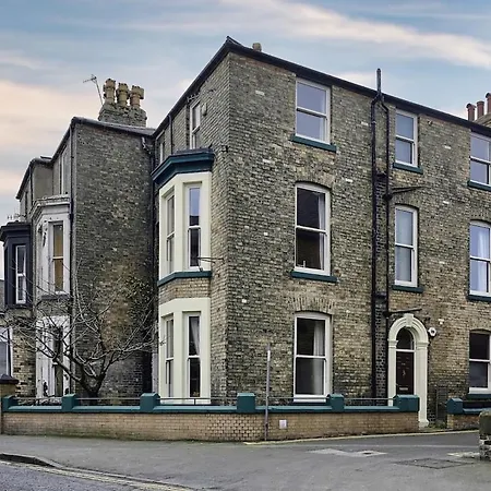 Apartamento Spacious 6br For Groups Near Station Scarborough