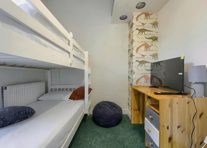 דירה Spacious 6br For Groups Near Station *